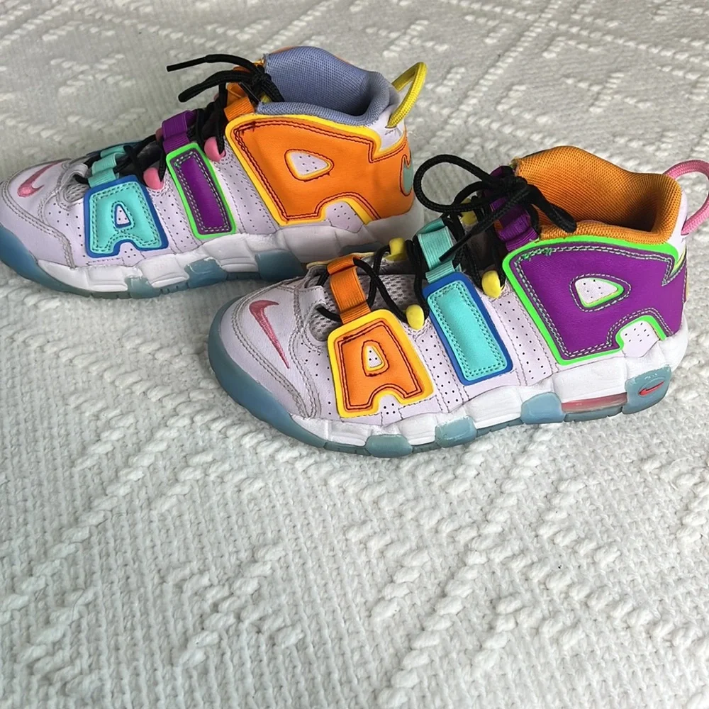Nike Air. More uptempo multicolored sneakers 4Y